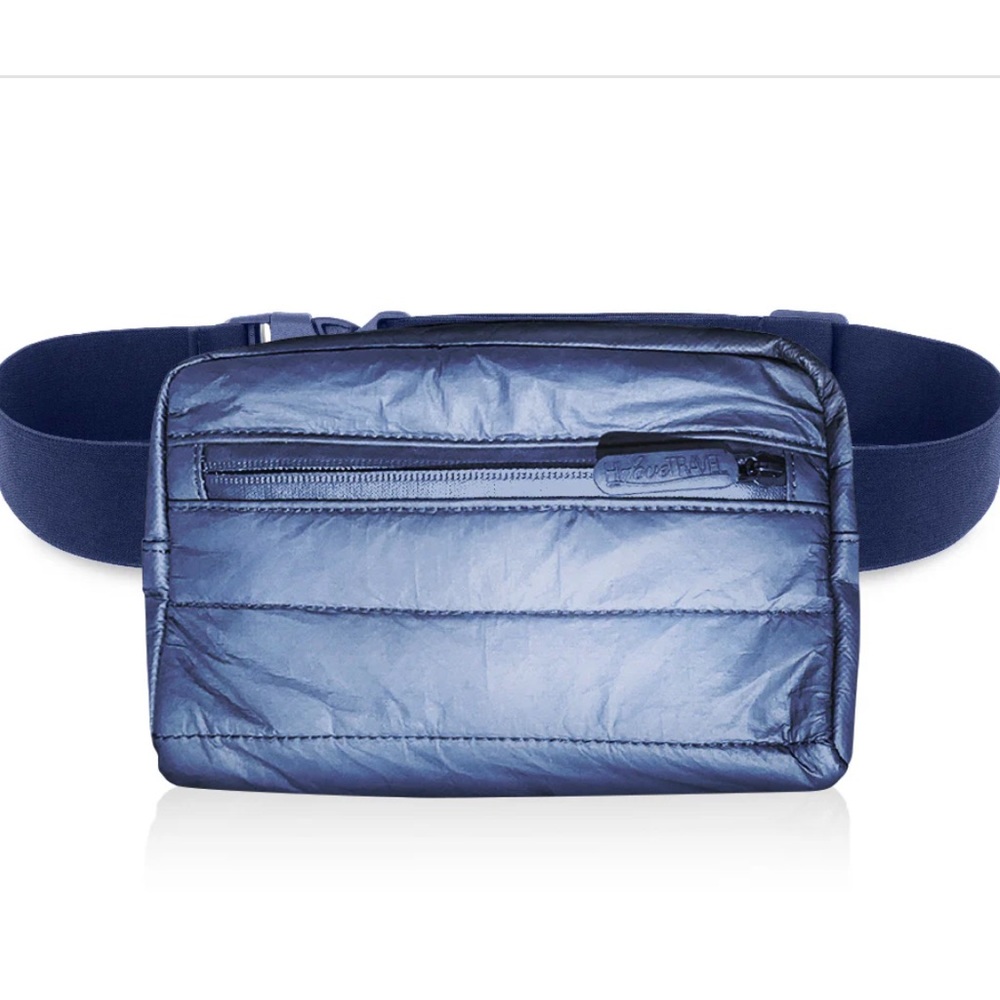 HI-LOVE Puffer Fanny Pack in Shimmer Navy
